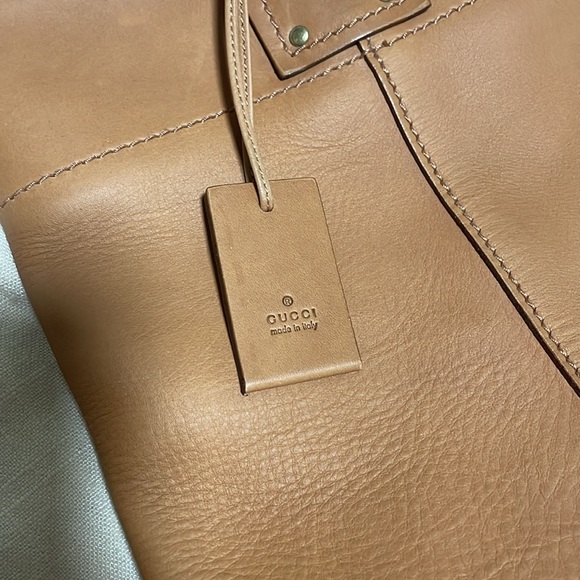 Vintage Gucci Bamboo Handbag with insert - Picture 3 of 9